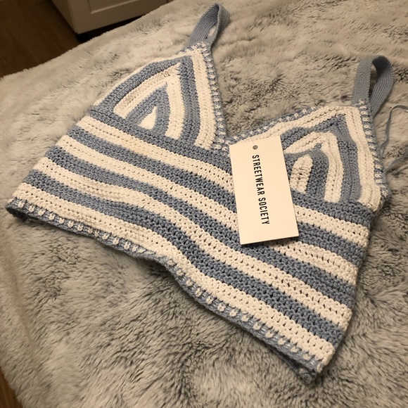 Blue/white Cropped Crochet Tank Top - Picture 2 of 5